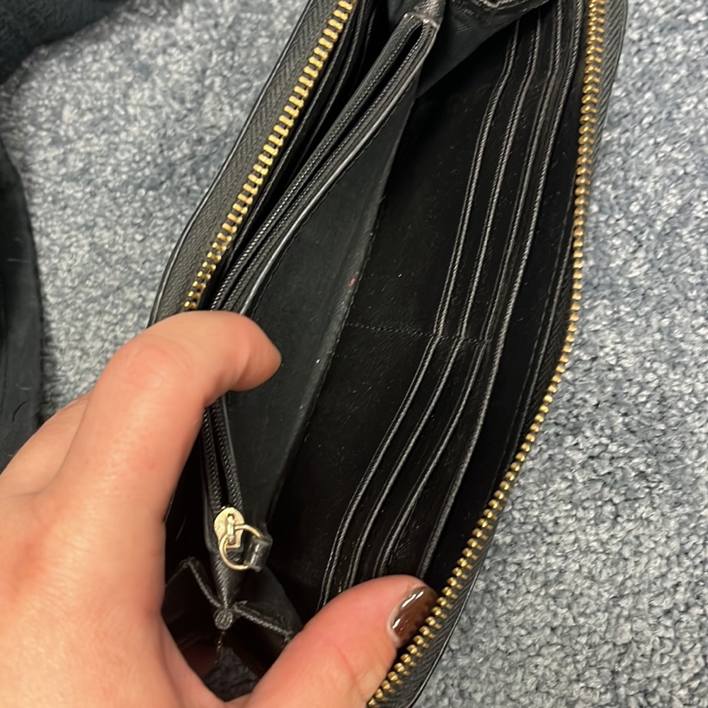 Fossil Wallet - image 3